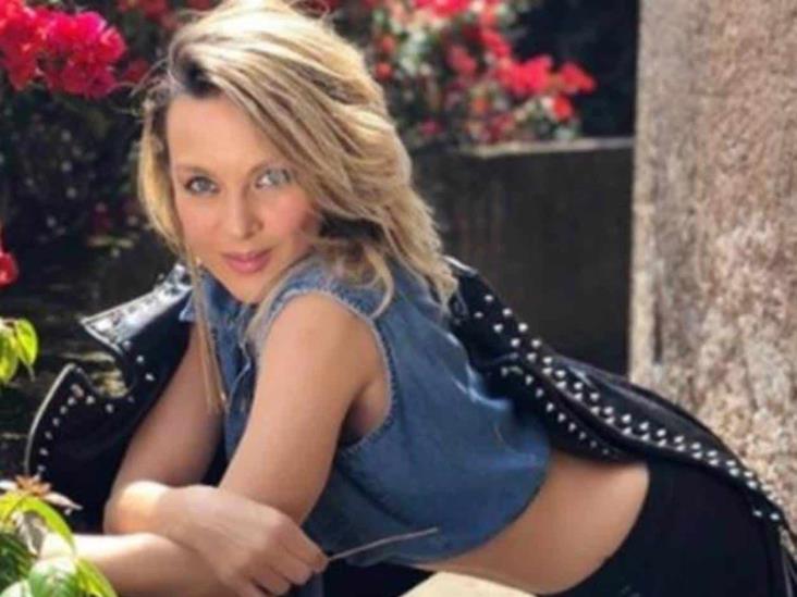 Fey Enciende Instagram Con Diminuto Bikini