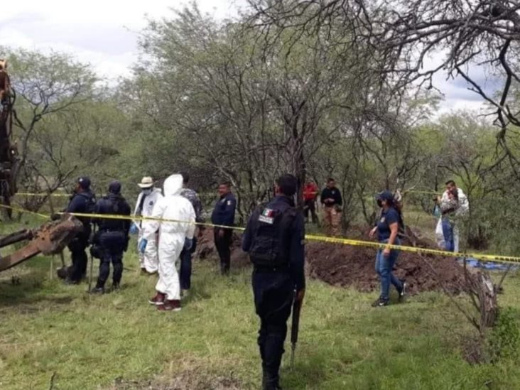 Suman Cuerpos Hallados En Fosa Clandestina En Michoac N