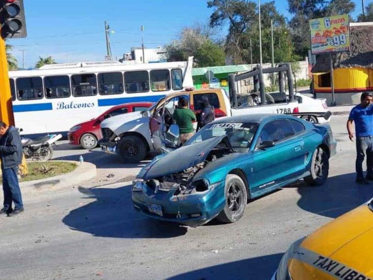 Choque Entre Patrulla De La Guardia Estatal Y Un Veh Culo