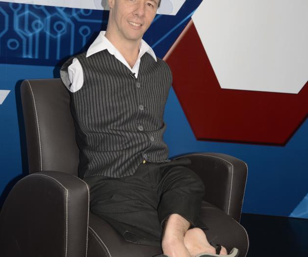 Anima Gabriel Nájera a escuchar conferencia ‘Si yo puedo, tú puedes’ Anima Gabriel Nájera a escuchar conferencia ‘Si yo puedo, tú puedes’