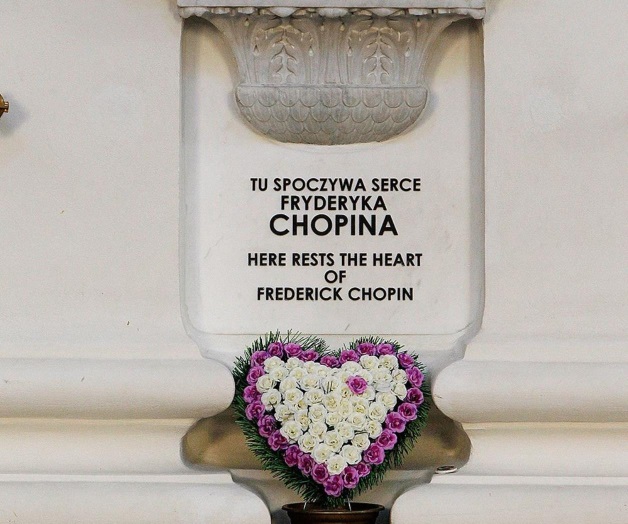 Exhuman en secreto el corazón de Chopin para estudio médico