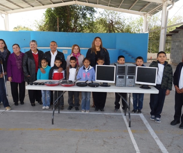 Apoyan autoridades a laescuela Guillermo Prieto