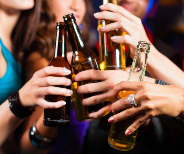 En estas fiestas, ¿sabes cuánto engorda el alcohol? En estas fiestas, ¿sabes cuánto engorda el alcohol?