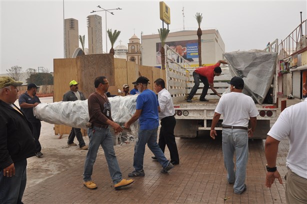 Devuelven las sillaspara bolear que ibana situar en la plaza