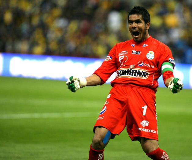 Oswaldo Sánchez anunciará hoy su retiro del futbol