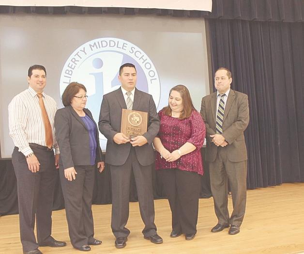 Celebra su distinción Liberty Middle School  