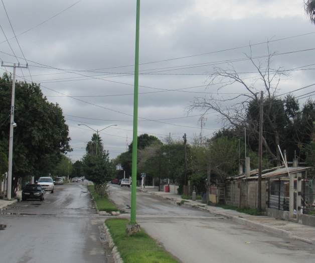 Rehabilitan y reponenluminarias de avenida Rehabilitan y reponenluminarias de avenida