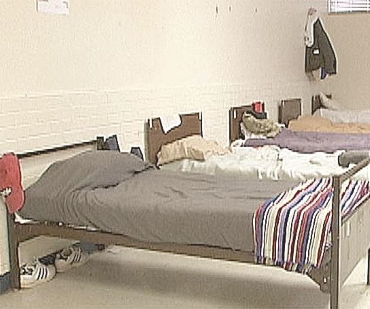 Refugio al tope porbajas temperaturas Refugio al tope porbajas temperaturas