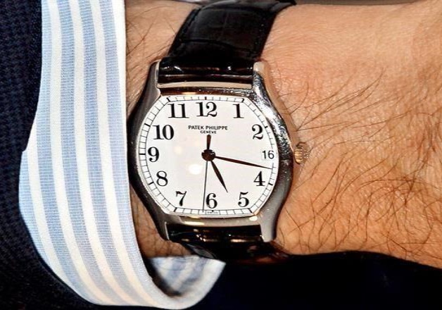 Cautivan a Camacho tiempo... y relojes