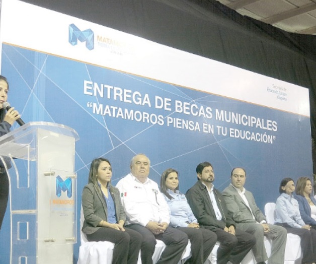 Darían más de 4mil 500 becas Darían más de 4mil 500 becas