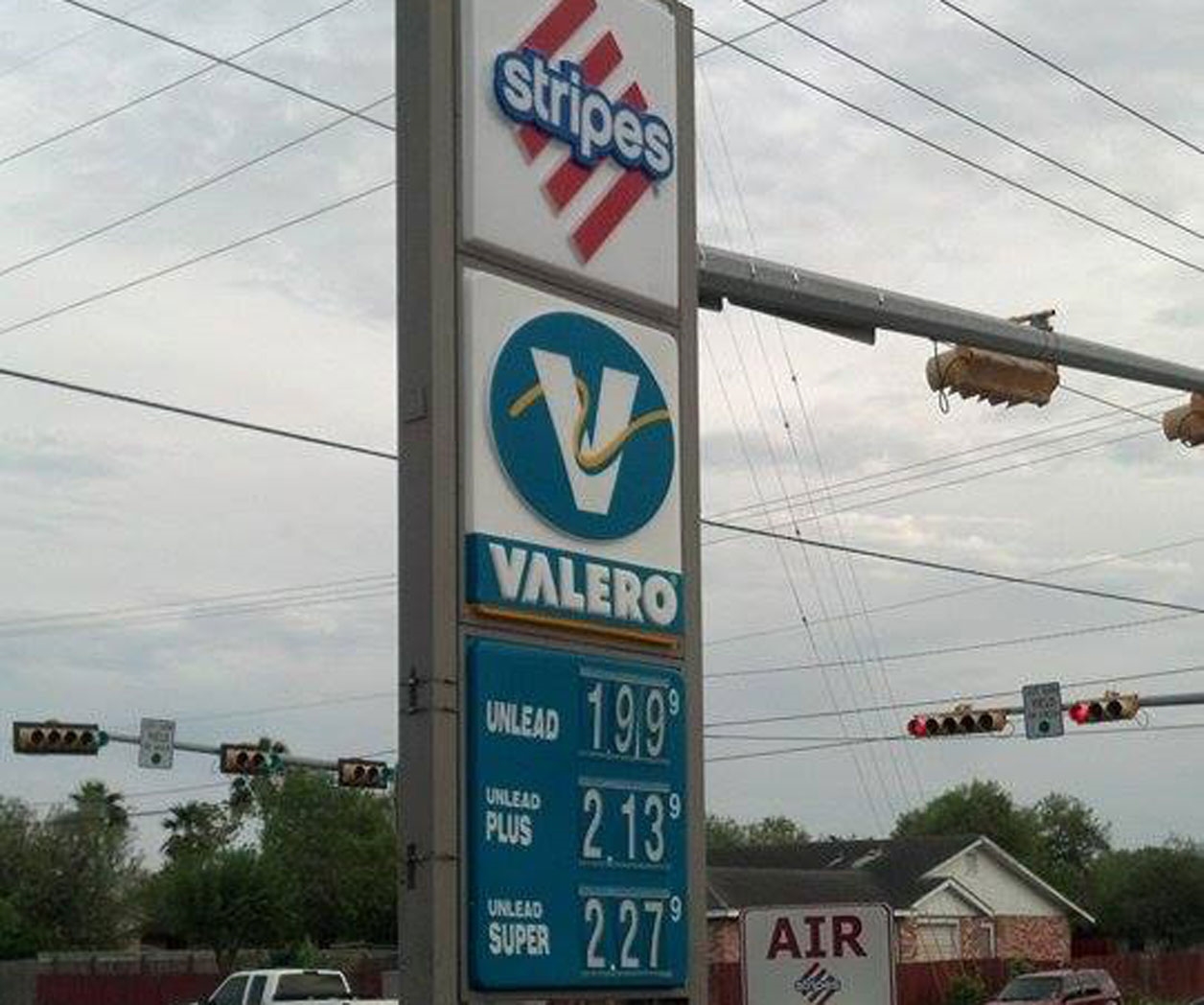 Muestra gasolinael costo más bajo