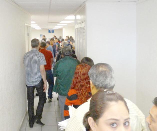 Abarrotan la Fiscal los contribuyentes Abarrotan la Fiscal los contribuyentes