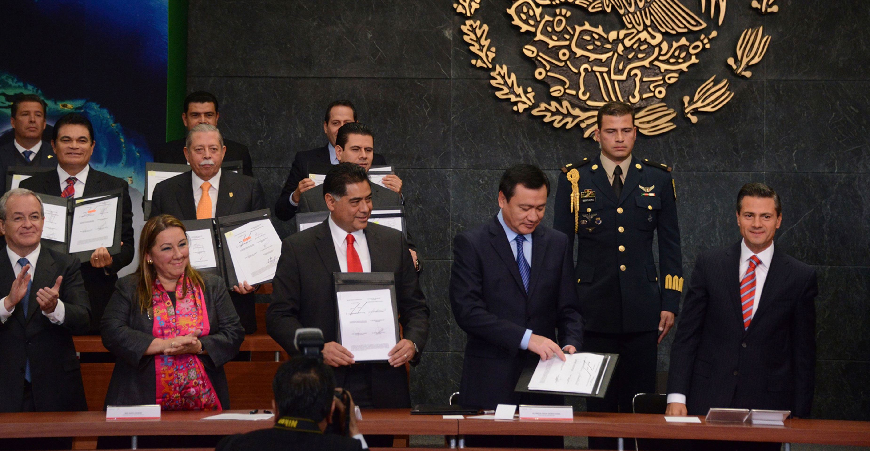 Inicia EPN la ClaveÚnica de Identidad Inicia EPN la ClaveÚnica de Identidad
