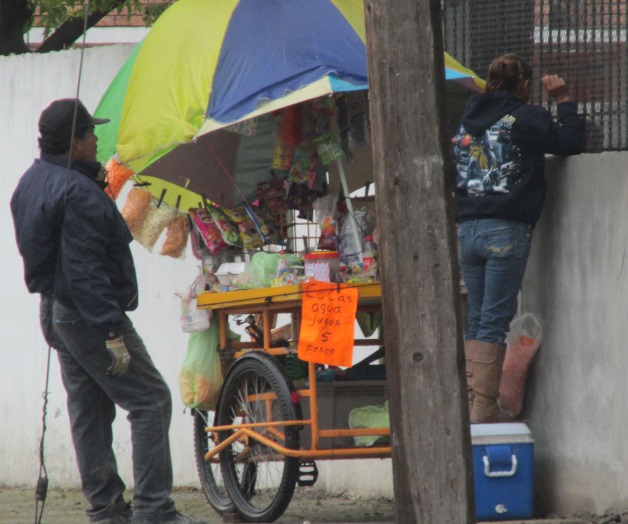 Seguirá comida chatarra ‘engordando’ a alumnos Seguirá comida chatarra ‘engordando’ a alumnos