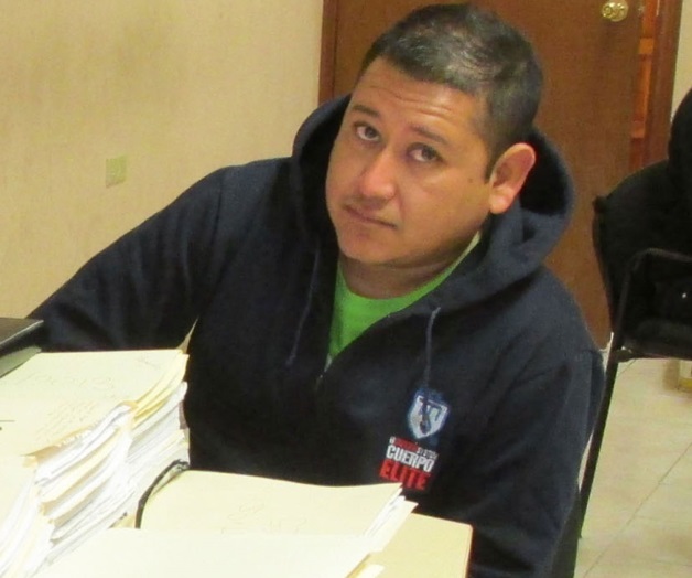 Denunciaa rival por allanamientoy daños