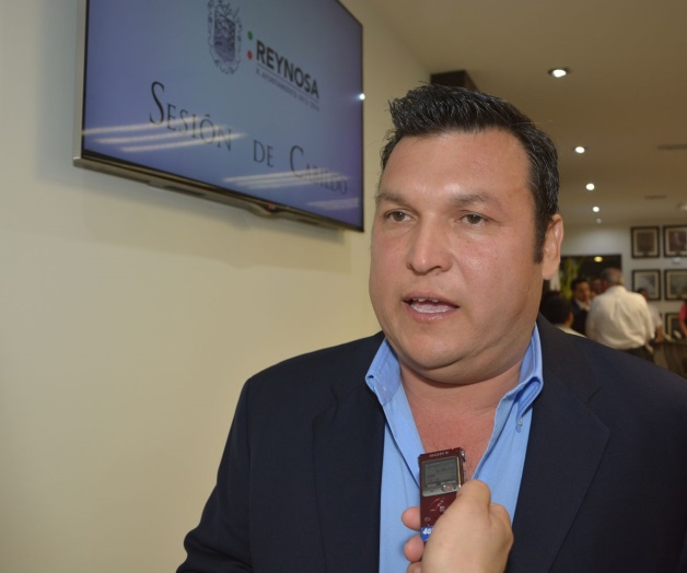 Regidor respaldacortar el drenajea quien no pague Regidor respaldacortar el drenajea quien no pague