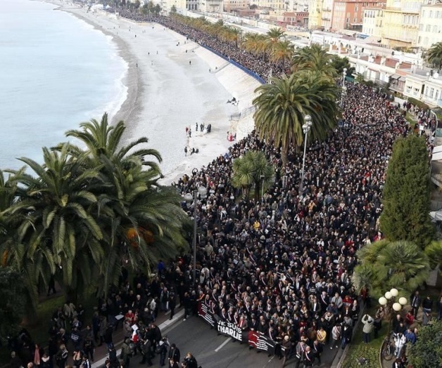 Marchan miles en Francia por víctimas