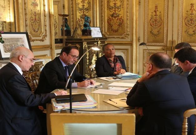 Mantiene Francia máximo nivel de alerta antiterrorista Mantiene Francia máximo nivel de alerta antiterrorista