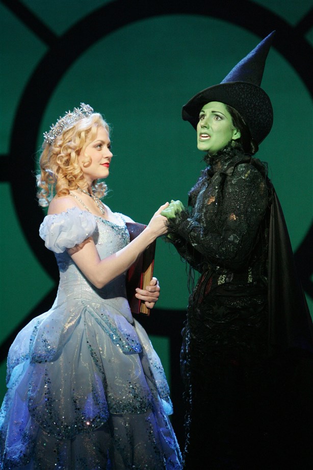 Dirigirá Daldry filme de Wicked