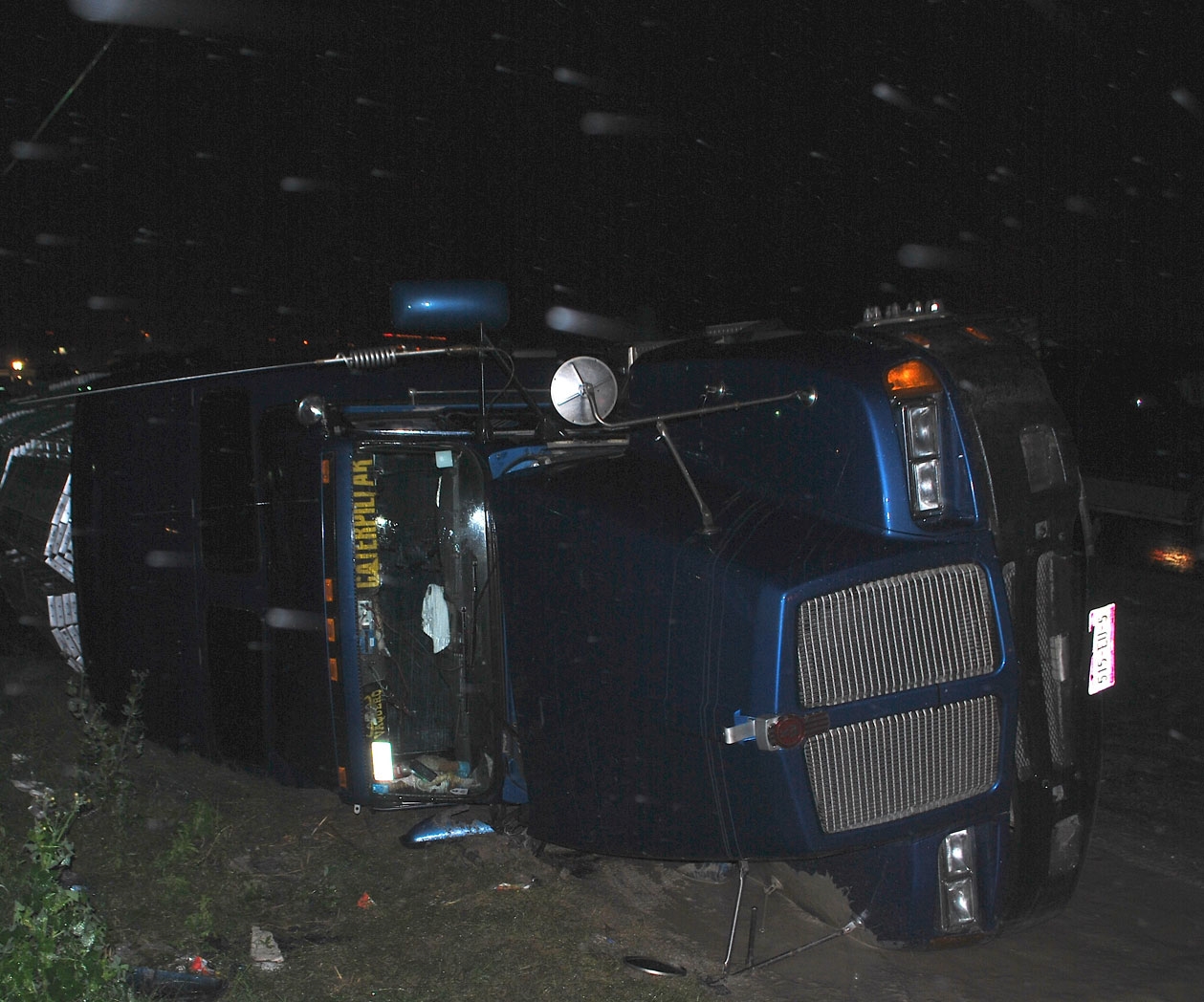 Lo salva el cinturón de seguridad