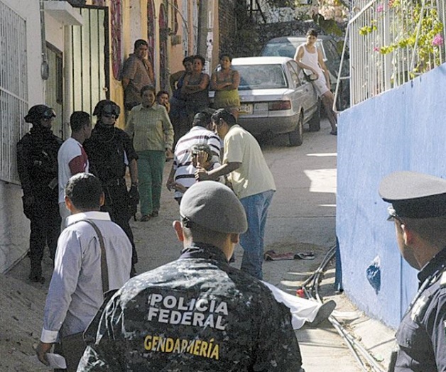Crimen no cede en Acapulco; matan a 3 Crimen no cede en Acapulco; matan a 3