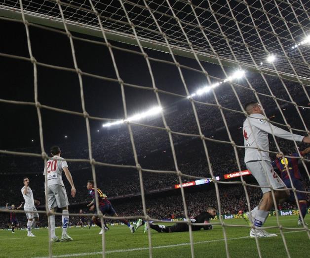 MESSI GUÍA AL BARSA MESSI GUÍA AL BARSA