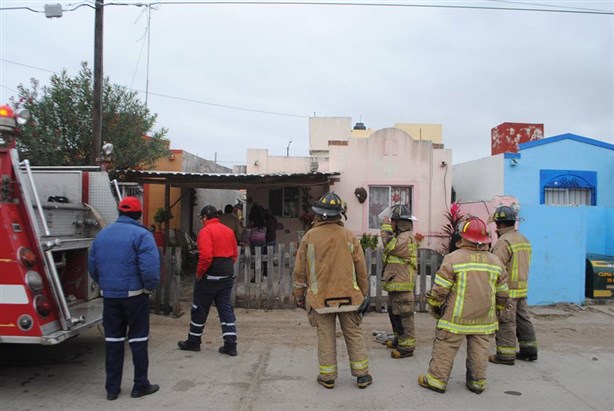 Lanzan drogadictos una Bomba a casa y la incendian