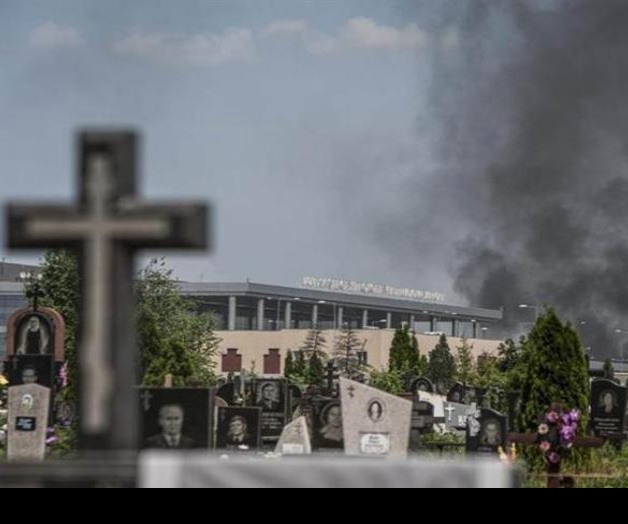 Derriban torre de control del aeropuerto de Donetsk Derriban torre de control del aeropuerto de Donetsk