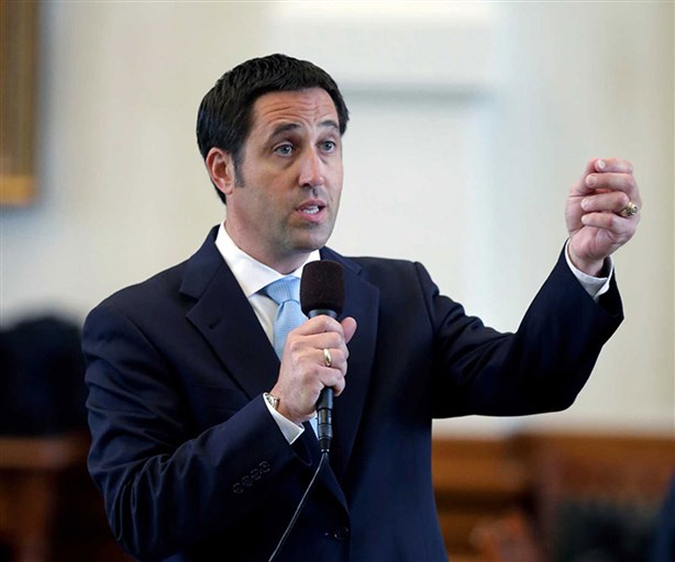 Libera Contraloría estimado bienal