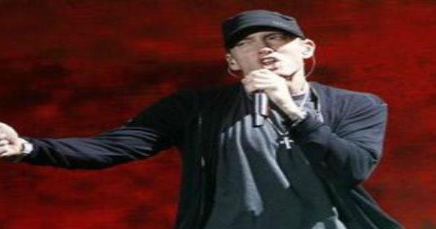 Admirador desahuciado muere tras visita de Eminem Admirador desahuciado muere tras visita de Eminem