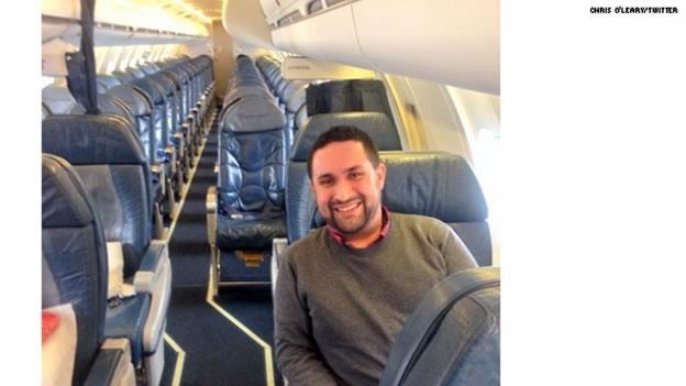 El retraso de un avión le da a un hombre su propio vuelo chárter El retraso de un avión le da a un hombre su propio vuelo chárter