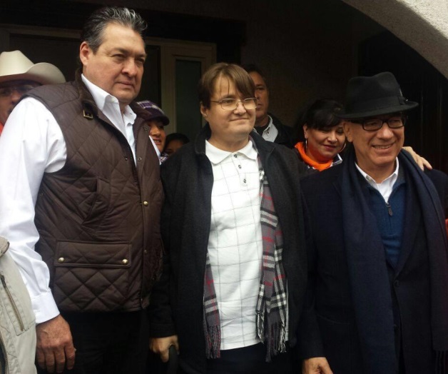 Ex líder de Tamaulipas por la Paz seregistra como precandidato en el MC Ex líder de Tamaulipas por la Paz seregistra como precandidato en el MC