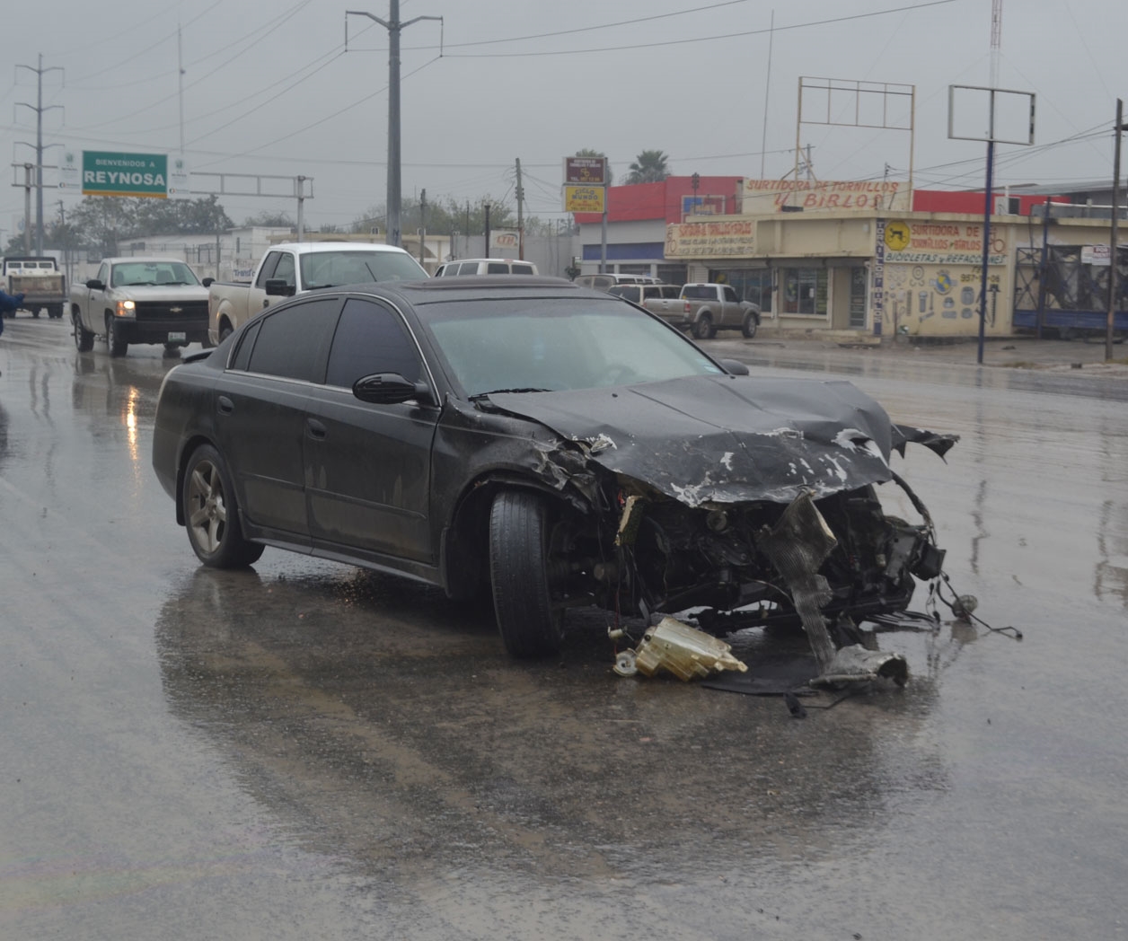 Otro accidente porpavimento mojado Otro accidente porpavimento mojado