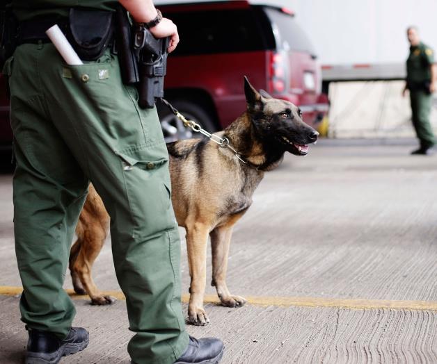 Interceptan en Falfurriasa una mujer con 2 ilegales Interceptan en Falfurriasa una mujer con 2 ilegales