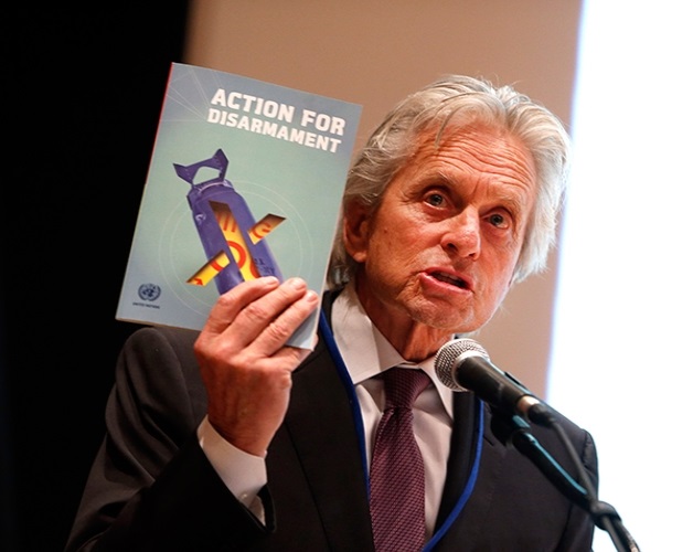 Michael Douglas recibirá 1 mdd por promover cultura judía