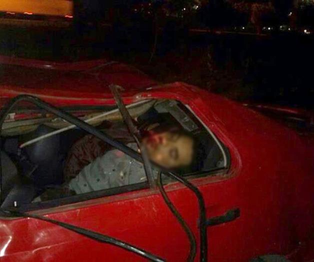 Vuelan desde puente a desnivel y destrozan su vida