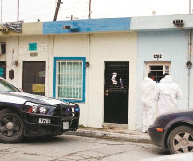 Asesinan a hermanos en su vivienda