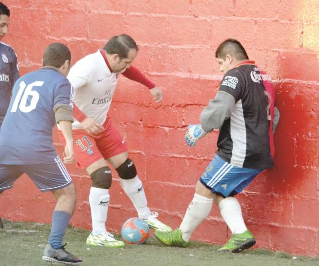 Niupi golea aPanzas Negras Niupi golea aPanzas Negras