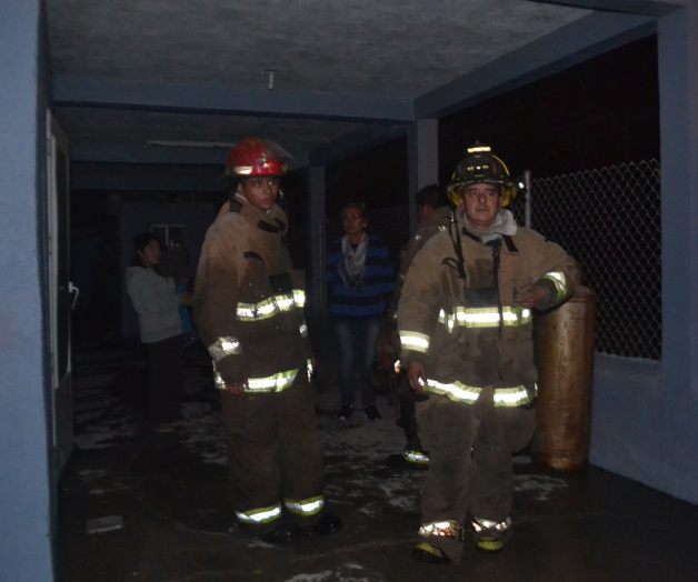 Se incendia casa por cortocircuito Se incendia casa por cortocircuito