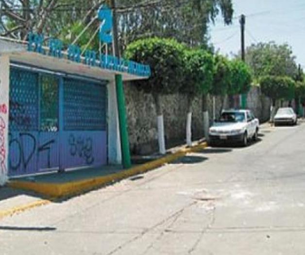 Acusan a alumnos de Morelos de ultrajar a compañera en baños de secundaria Acusan a alumnos de Morelos de ultrajar a compañera en baños de secundaria