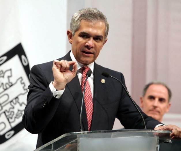 Solicitan su licencia 12 de 16 jefes delegacionales: Mancera Solicitan su licencia 12 de 16 jefes delegacionales: Mancera