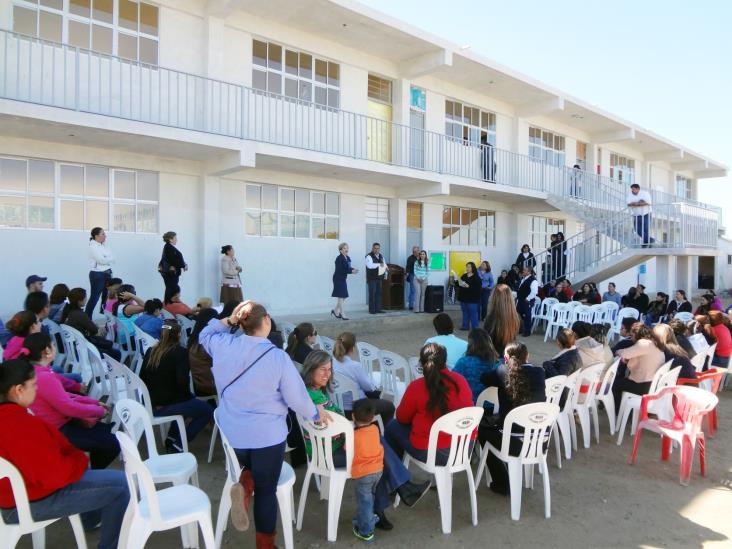 Autorizan la entrega de becas Autorizan la entrega de becas