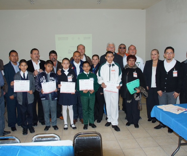 Asiste Ramiro Cortez a concurso de oratoria‘Sentimiento Juarista’