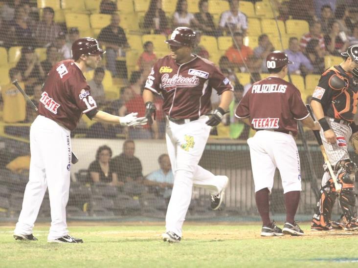Tomateros van con Anthony Vázquez Tomateros van con Anthony Vázquez