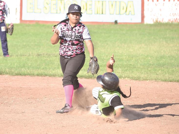 Regresan las hostilidades Regresan las hostilidades
