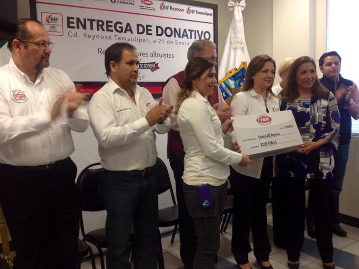 Entrega CMIC donativo al DIF Entrega CMIC donativo al DIF