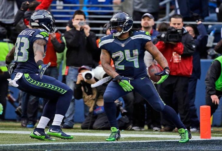 Marshawn Lynch multado por la NFL con 20 mil dólares por señal obscena Marshawn Lynch multado por la NFL con 20 mil dólares por señal obscena