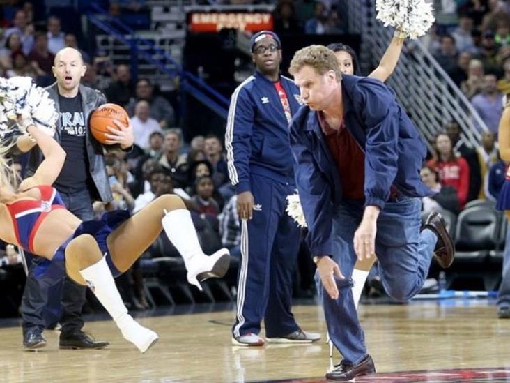 Will Ferrell dio un balonazo a una porrista NBA Will Ferrell dio un balonazo a una porrista NBA
