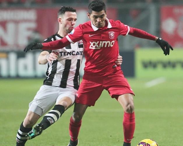 ‘Tecatito’ sigue en estado de gracia y marca con el Twente