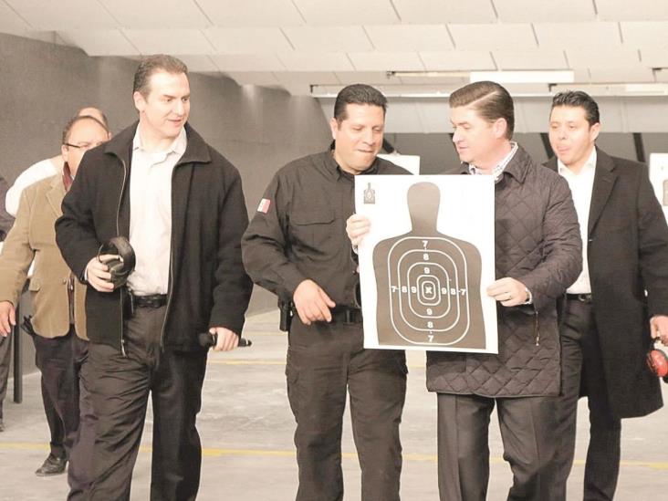 Alarma en N.L. por la supuestapresencia de grupos delictivos Alarma en N.L. por la supuestapresencia de grupos delictivos